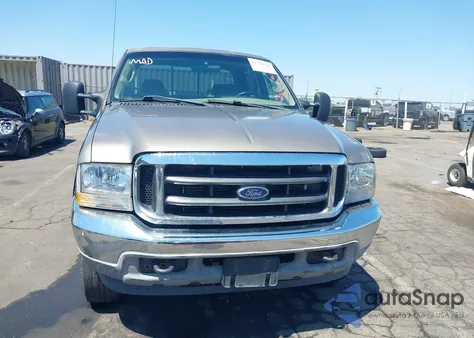 2004 Ford F-250 Lariat/Xl/Xlt from USA, damaged, VIN 1FTNW21PX4EA91167